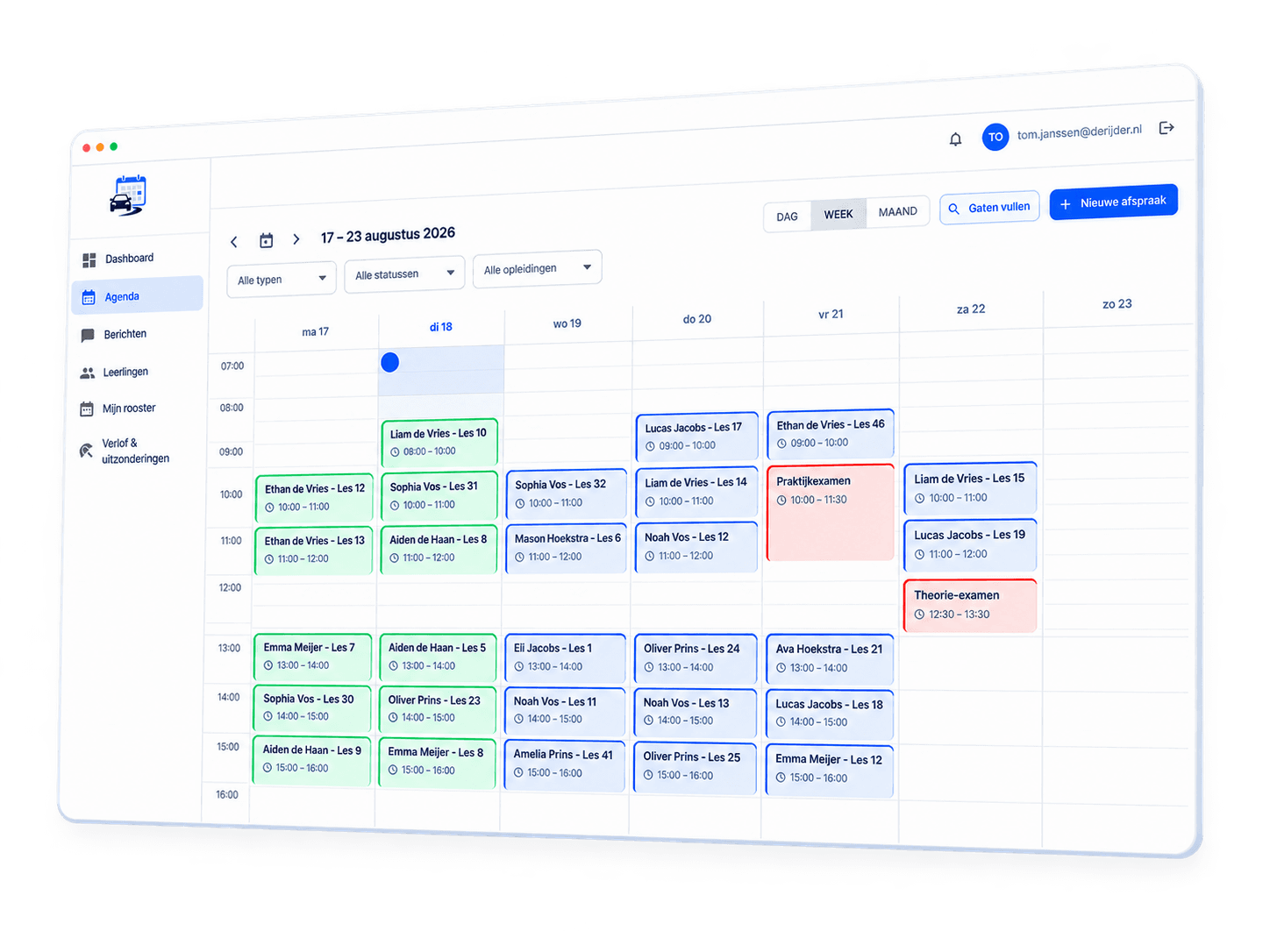 De weekagenda met geplande rijlessen en examens